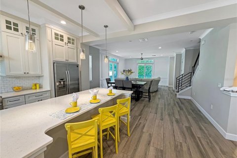 Townhouse in Winter Garden, Florida 3 bedrooms, 225.94 sq.m. № 2231423 - photo 4