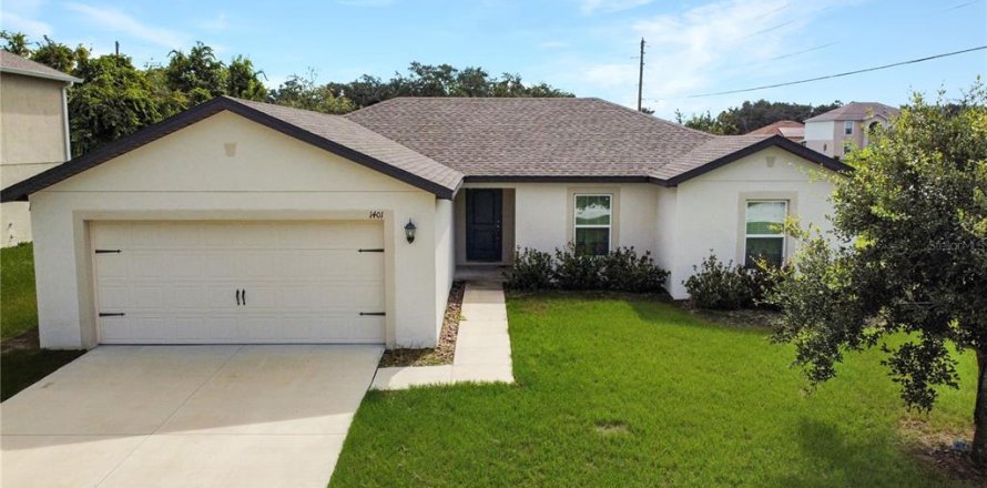 Casa en Poinciana, Florida 3 dormitorios, 149.85 m2 № 1905827