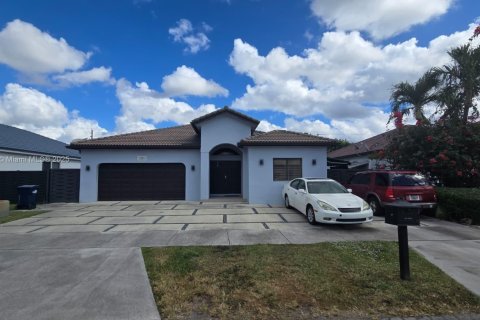 Casa en venta en Miami, Florida, 4 dormitorios, 195.75 m2 № 1984372 - foto 30