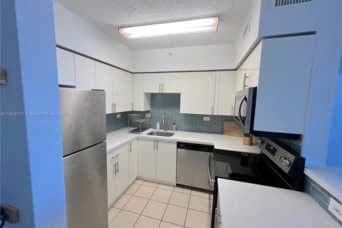 Condominio en venta en Miami Beach, Florida, 1 dormitorio, 68.47 m2 № 1836271 - foto 5