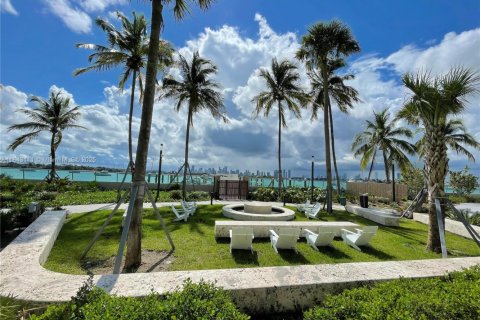 Condominio en venta en Miami Beach, Florida, 1 dormitorio, 68.47 m2 № 1836271 - foto 18