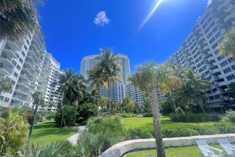 Condominio en venta en Miami Beach, Florida, 1 dormitorio, 68.47 m2 № 1836271 - foto 27
