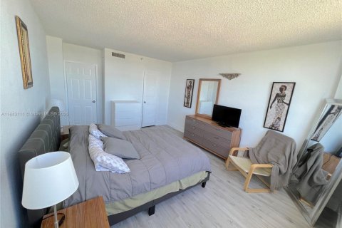 Condominio en venta en Miami Beach, Florida, 1 dormitorio, 68.47 m2 № 1836271 - foto 14