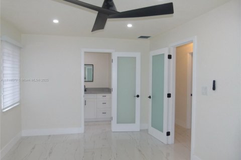 Casa en venta en Okeechobee, Florida, 3 dormitorios, 124.3 m2 № 1811317 - foto 29