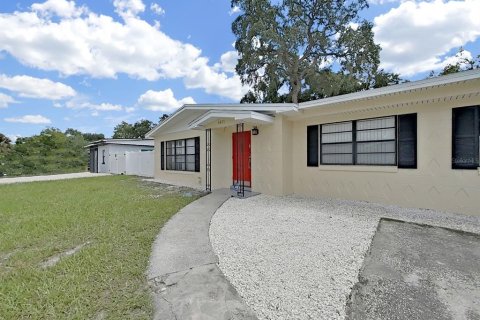 Villa ou maison à louer à Tampa, Floride: 3 chambres, 135.45 m2 № 2430934 - photo 6