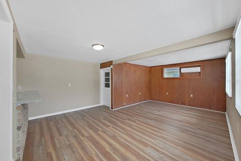 Villa ou maison à louer à Tampa, Floride: 3 chambres, 135.45 m2 № 2430934 - photo 21