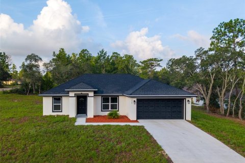 House in Dunnellon, Florida 3 bedrooms, 124.58 sq.m. № 2266401