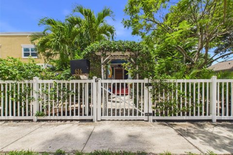 Villa ou maison à vendre à Saint Petersburg, Floride: 2 chambres, 137.03 m2 № 2226331 - photo 3
