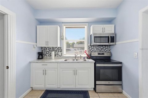 Apartamento en alquiler en Tampa, Florida, 2 dormitorios, 69.68 m2 № 2218504 - foto 15