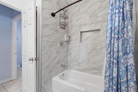 Apartamento en alquiler en Tampa, Florida, 2 dormitorios, 69.68 m2 № 2218504 - foto 8