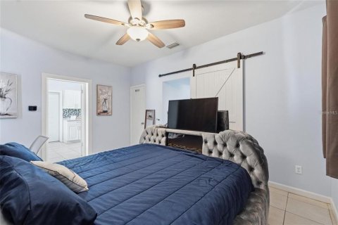 Apartamento en alquiler en Tampa, Florida, 2 dormitorios, 69.68 m2 № 2218504 - foto 11