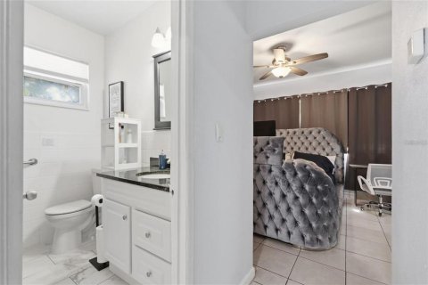 Apartamento en alquiler en Tampa, Florida, 2 dormitorios, 69.68 m2 № 2218504 - foto 10