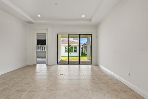 House in Orlando, Florida 3 bedrooms, 168.34 sq.m. № 1851900 - photo 11