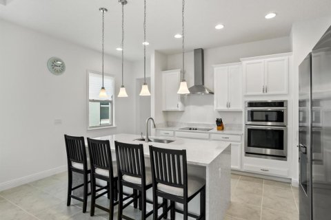 House in Orlando, Florida 3 bedrooms, 168.34 sq.m. № 1851900 - photo 8