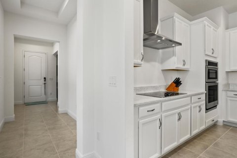 House in Orlando, Florida 3 bedrooms, 168.34 sq.m. № 1851900 - photo 6
