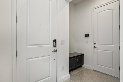 House in Orlando, Florida 3 bedrooms, 168.34 sq.m. № 1851900 - photo 5