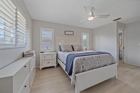House in Venice, Florida 2 bedrooms, 92.62 sq.m. № 1875955 - photo 12
