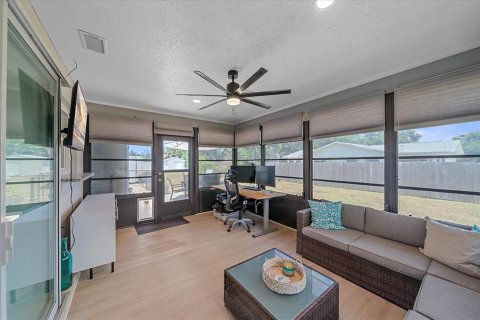 House in Venice, Florida 2 bedrooms, 92.62 sq.m. № 1875955 - photo 6