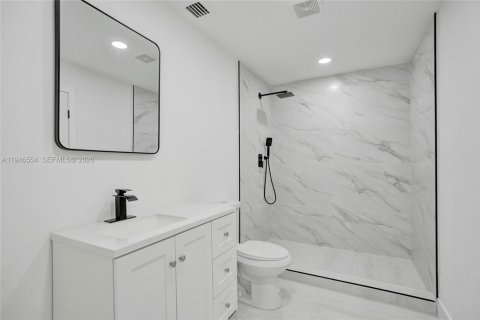 Townhouse in North Lauderdale, Florida 3 bedrooms, 116.31 sq.m. № 2002812 - photo 11