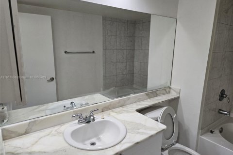 Copropriété à louer à Aventura, Floride: 2 chambres № 1980956 - photo 24