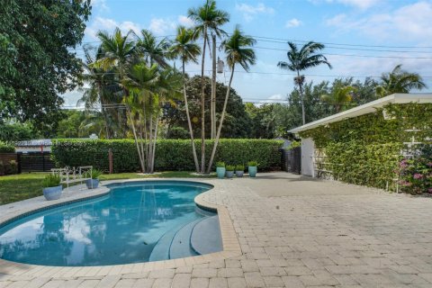 House in Miami Shores, Florida 3 bedrooms, 201.6 sq.m. № 1740000 - photo 27