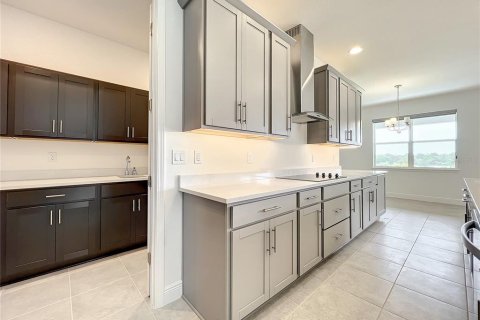 Villa ou maison à louer à Clermont, Floride: 6 chambres, 387.4 m2 № 2221962 - photo 15