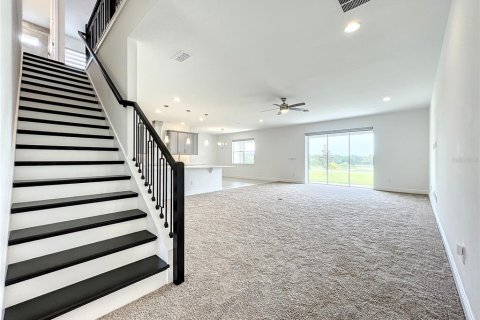 Villa ou maison à louer à Clermont, Floride: 6 chambres, 387.4 m2 № 2221962 - photo 10
