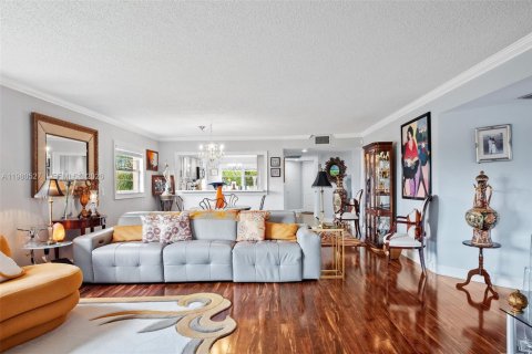 Купить кондоминиум в Пемброк-Пайнс, Флорида 2 спальни, 140м2, № 2051973 - фото 11