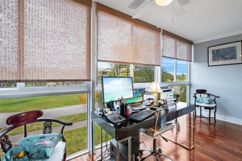 Купить кондоминиум в Пемброк-Пайнс, Флорида 2 спальни, 140м2, № 2051973 - фото 9