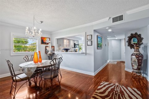 Купить кондоминиум в Пемброк-Пайнс, Флорида 2 спальни, 140м2, № 2051973 - фото 4