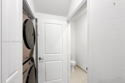 Adosado en alquiler en Homestead, Florida, 4 dormitorios, 169.08 m2 № 2029315 - foto 12