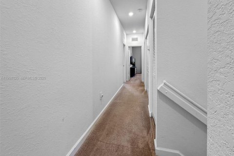 Adosado en alquiler en Homestead, Florida, 4 dormitorios, 169.08 m2 № 2029315 - foto 19