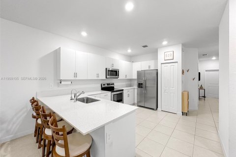 Adosado en alquiler en Homestead, Florida, 4 dormitorios, 169.08 m2 № 2029315 - foto 7