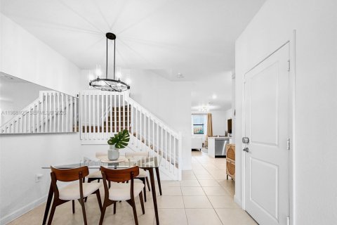 Adosado en alquiler en Homestead, Florida, 4 dormitorios, 169.08 m2 № 2029315 - foto 10