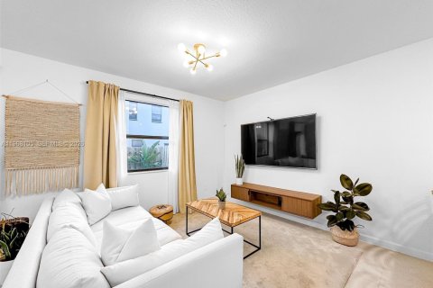 Adosado en alquiler en Homestead, Florida, 4 dormitorios, 169.08 m2 № 2029315 - foto 4