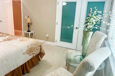 Купить кондоминиум в Сент-Питерсберг, Флорида 8 комнат, 107.3м2, № 2116623 - фото 16