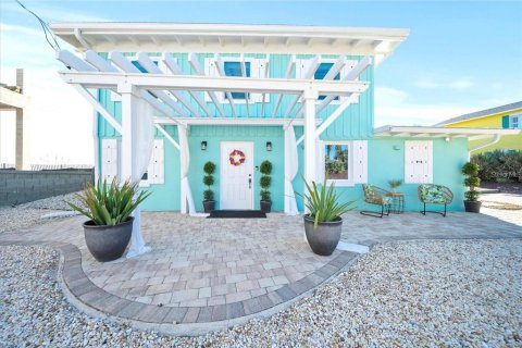 Casa en alquiler en Flagler Beach, Florida, 3 dormitorios, 105.35 m2 № 1913614 - foto 1