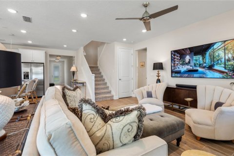 House in Palm Coast, Florida 4 bedrooms, 228.91 sq.m. № 1911941 - photo 19