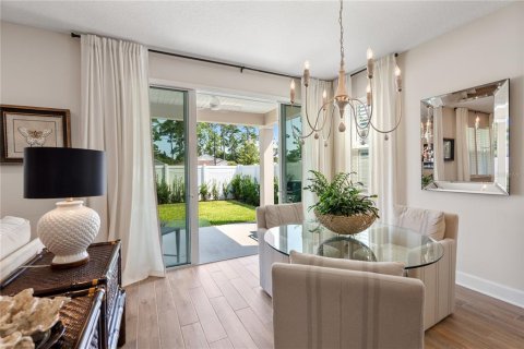 House in Palm Coast, Florida 4 bedrooms, 228.91 sq.m. № 1911941 - photo 3