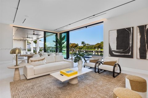 Villa ou maison à vendre à Fort Lauderdale, Floride: 6 chambres, 848.66 m2 № 2033851 - photo 16