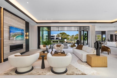 Villa ou maison à vendre à Fort Lauderdale, Floride: 6 chambres, 848.66 m2 № 2033851 - photo 11