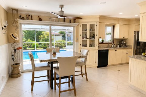 House in West Palm Beach, Florida 3 bedrooms, 128.58 sq.m. № 2268002 - photo 7