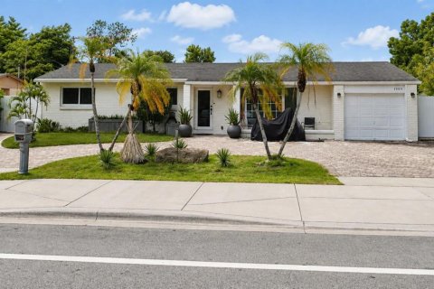 House in West Palm Beach, Florida 3 bedrooms, 128.58 sq.m. № 2268002 - photo 3