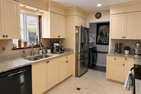 House in West Palm Beach, Florida 3 bedrooms, 128.58 sq.m. № 2268002 - photo 10