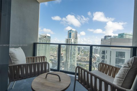 Condo in Miami, Florida, 1 bedroom  № 2017193 - photo 14