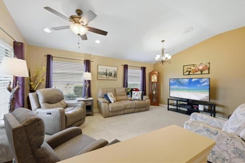 House in North Port, Florida 3 bedrooms, 173.73 sq.m. № 2099035 - photo 2