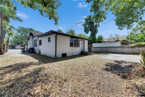 Propiedad comercial en alquiler en Tampa, Florida, 153.29 m2 № 1734059 - foto 12