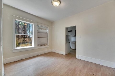 Propiedad comercial en alquiler en Tampa, Florida, 153.29 m2 № 1734059 - foto 26