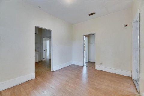 Propiedad comercial en alquiler en Tampa, Florida, 153.29 m2 № 1734059 - foto 29