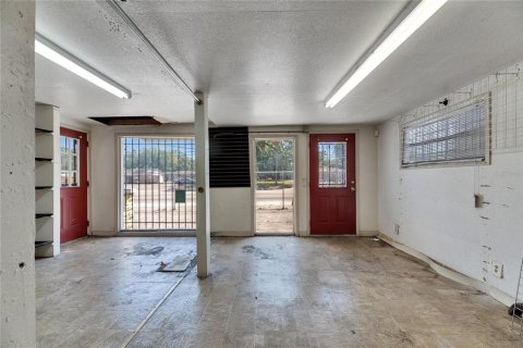 Propiedad comercial en alquiler en Tampa, Florida, 153.29 m2 № 1734059 - foto 20